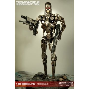 Terminator 2 T-800 Statue Endoskeleton Version 2 lebensgroß