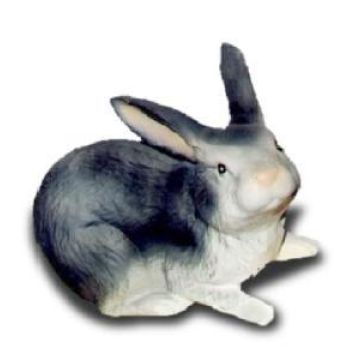 Hase liegend lebensgroß