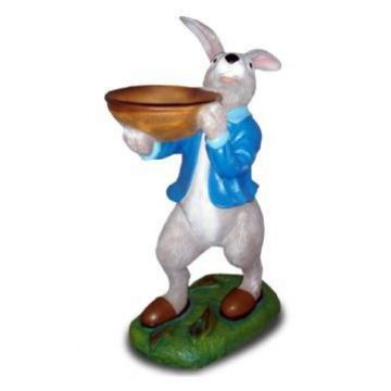Osterhase mit Korb lebensgroß