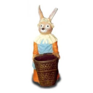 Osterfrau mit Korb vergrößert