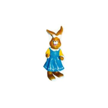 kleine Osterhäsin im blauen Kleid lebensgroß