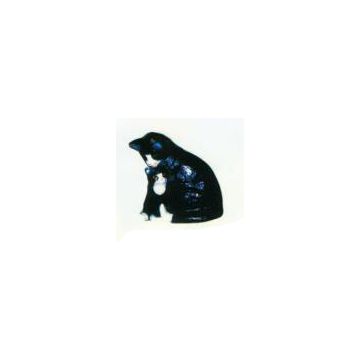 schwarze Katze mit Katzenkind lebensgroß