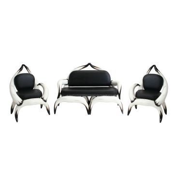 Stierhorn Sofa und Sitze lebensgroß