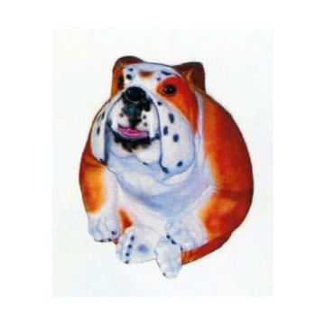 Mops sitzend lebensgroß