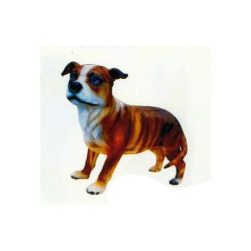Bulldog stehend lebensgroß
