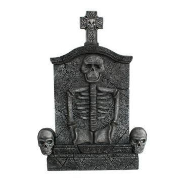 Kreuz Grabstein mit Skelett und Totenköpfen lebensgroß