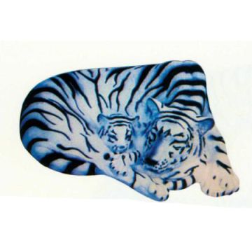 liegender Tiger weiß mit Kind lebensgroß