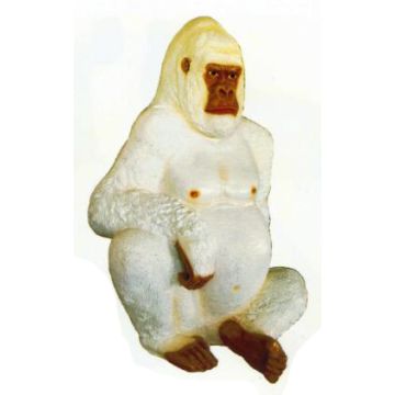 sitzender großer Berggorilla weiß lebensgroß