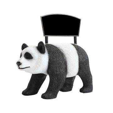 BabyPanda mit Angebotsschild lebensgroß