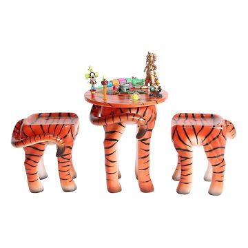 Tisch mit 2 Hockern Tiger für Kinder verkleinert