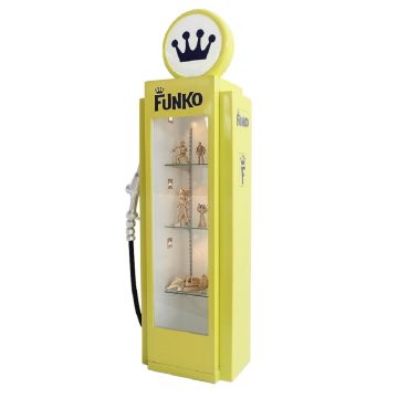 Retro Zapfsäule Gelb als Vitrine verkleinert