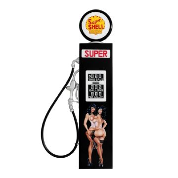 Retro Zapfsäule Schwarz mit sexy rockabilly Frauen als Wanddeko verkleinert