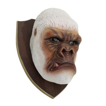 Weißer Gorillakopf auf Holz lebensgroß