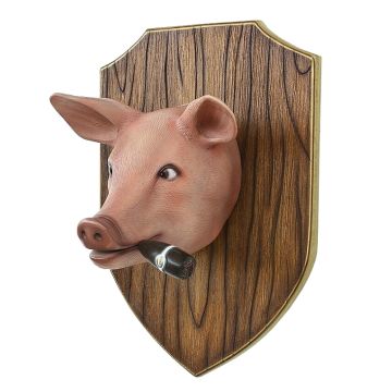 Schweinekopf auf Holz lebensgroß