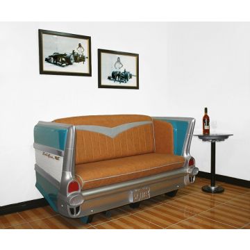 Sofa Chevy Hellblau mit braunem Polster lebensgroß