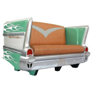 Sofa Chevy Grün mit weißen Flammen lebensgroß
