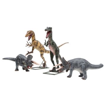 Dinosaurier Tyrannosaurus, Triceratops und Raptor lebensgroß