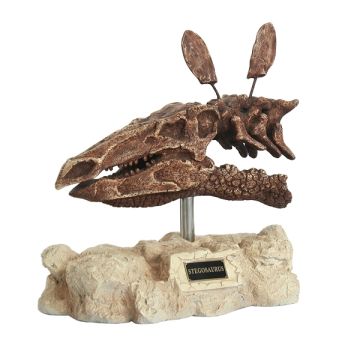 Dinosaurier Stegosaurus auf Stein lebensgroß