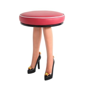 Schwarze Highheels Hocker lebensgroß