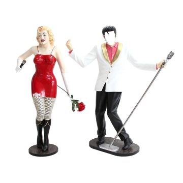 Elvis ohne Gesicht und Marilyn in Rot lebensgroß