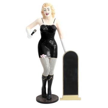 Marilyn schwarz netz mit Mikrofon und Angebotstafel lebensgroß