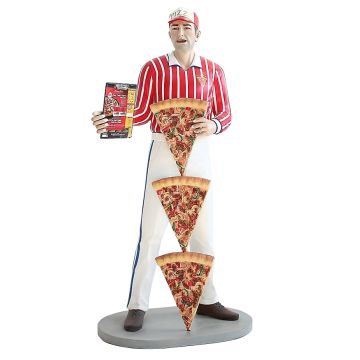 Pizzamann mit Menükarte und Pizzen lebensgroß