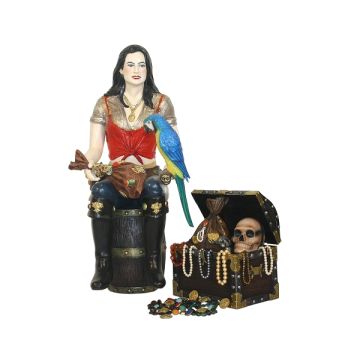 Piratenfrau auf Weinfass mit Schatztruhe lebensgroß