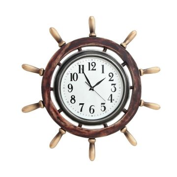 Schiffssteuer Uhr lebensgroß