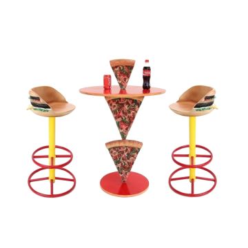 Pizzatisch 2 Pizzastücke mit Burger Barhockern vergrößert