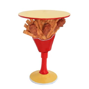 Tisch mit Hühnchen und Pommes Ständer vergrößert
