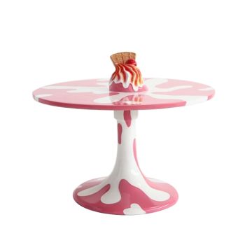 Eiscremetisch Rosa mit Waffel vergrößert
