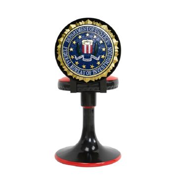 FBI Stuhl lebensgroß
