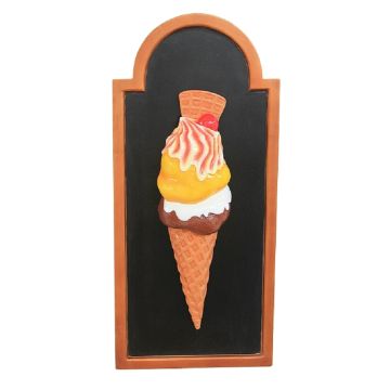 Angebotstafel Eis mit Waffel vergrößert