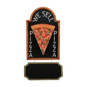 Pizzastück auf Angebotstafel mit Angebotsschild vergrößert