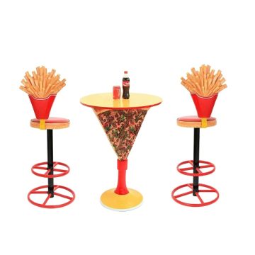 Tisch mit Pizzastückständer und Pommes Barhocker vergrößert