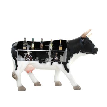 Kuhregal lebensgroß