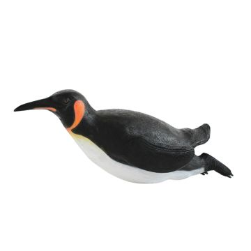 Pinguin auf Bauch lebensgroß