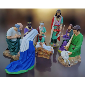 Krippenfiguren als Set Medium verkleinert