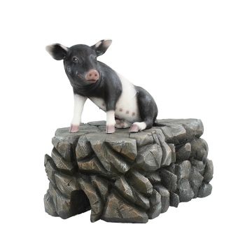 Schwein schwarzweiß sitzend lebensgroß