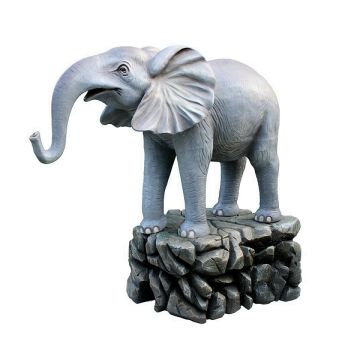 Elefant  lebensgroß