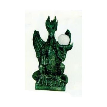 Drachen mit Kugel als Stehlampe verkleinert