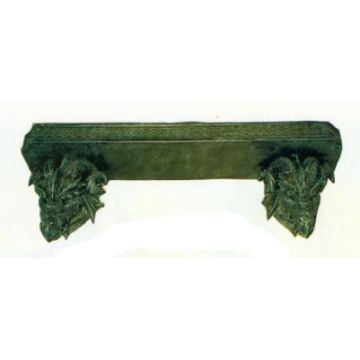 Drachenköpfe als Wandbrett lebensgroß
