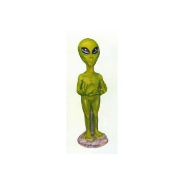 grüner kleiner Alien lebensgroß