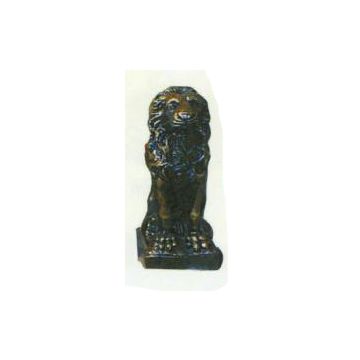 antiker Löwe in Bronzeoptik verkleinert