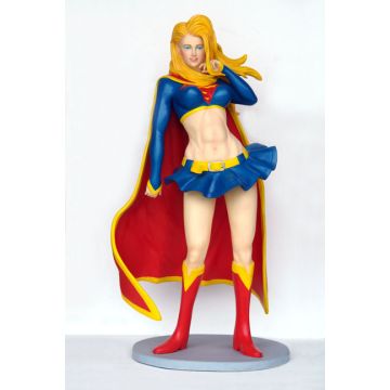 sexy Superwoman lebensgroß