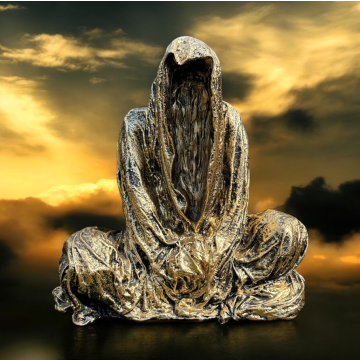 sitzender Geist gold lebensgroß
